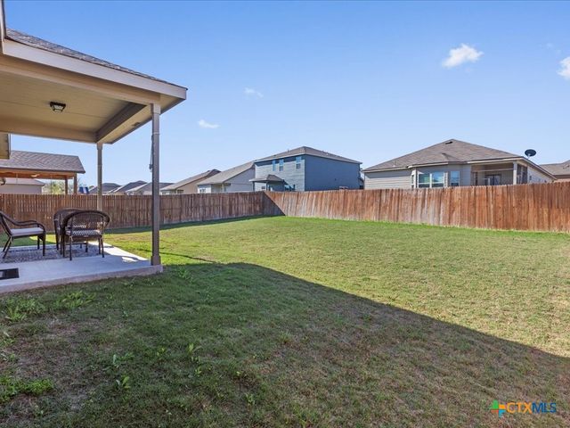 2818 Ridge Berry Road, New Braunfels, TX 78130