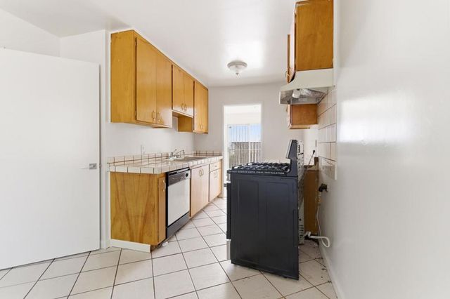 141 Marlin Court, San Francisco, CA 94124