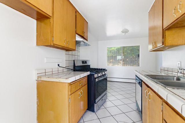 141 Marlin Court, San Francisco, CA 94124