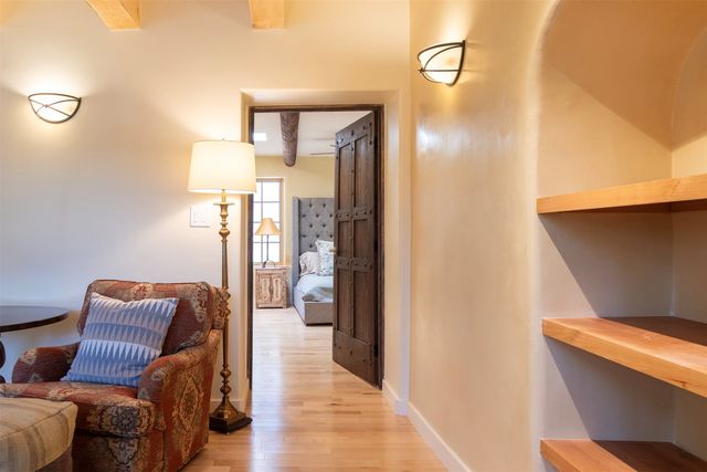 547 Hillside Ave., Santa Fe, NM 87501