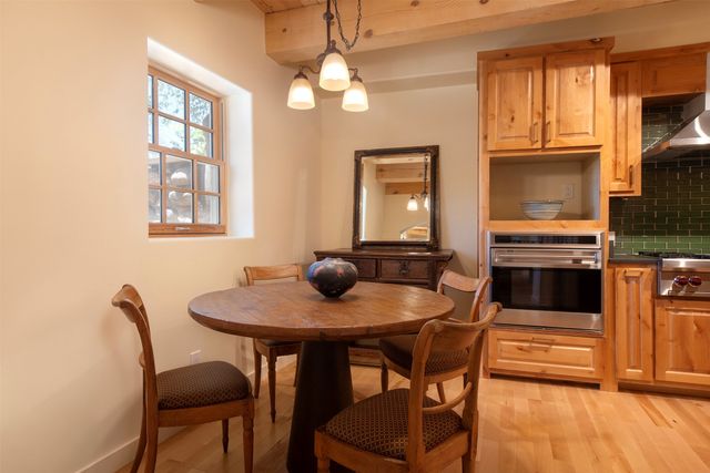 547 Hillside Ave., Santa Fe, NM 87501
