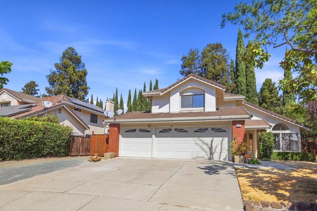4853 Ridgeview Drive, Antioch, CA 94531
