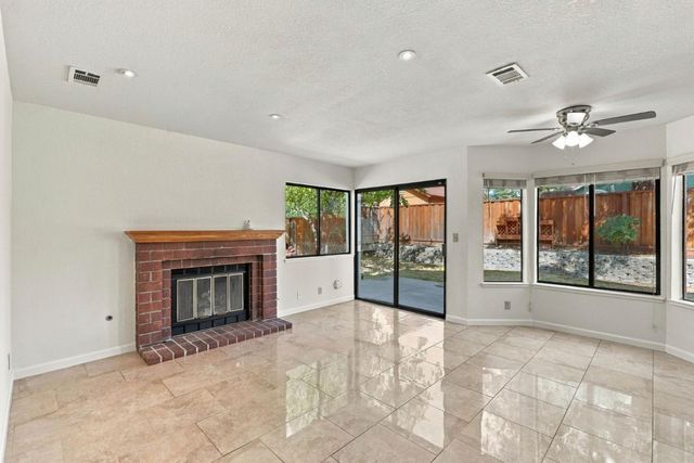4853 Ridgeview Drive, Antioch, CA 94531