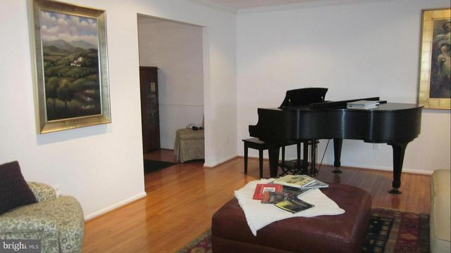2211 GOLDENTREE WAY, Vienna, VA 22182