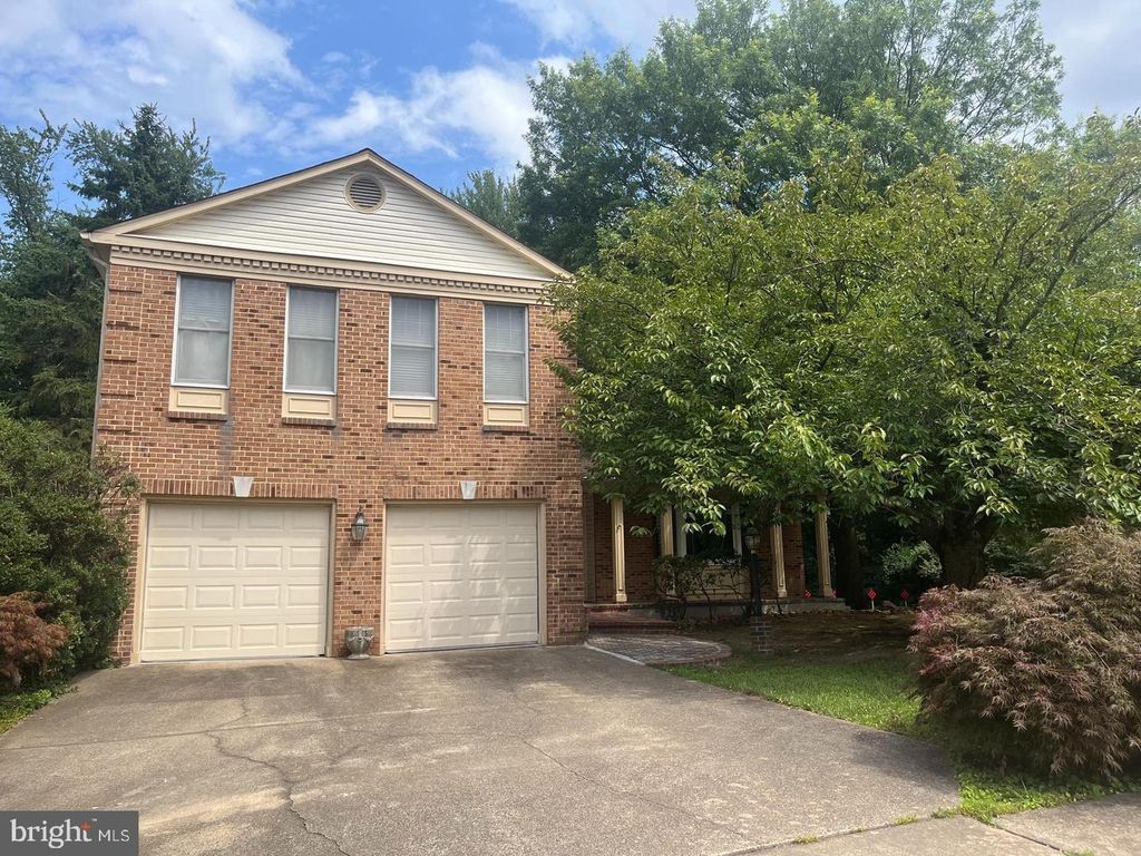 2211 GOLDENTREE WAY, Vienna, VA 22182
