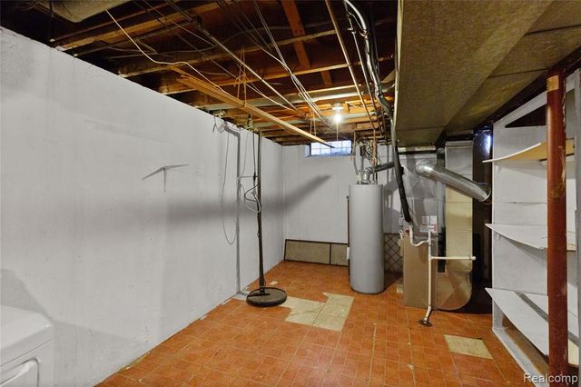 19682 Jeanette Street, Southfield, MI 48075