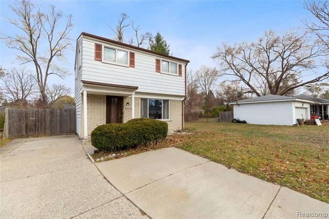 19682 Jeanette Street, Southfield, MI 48075