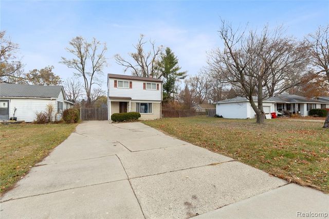 19682 Jeanette Street, Southfield, MI 48075