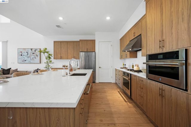 2250 Kilowatt Way 402, Fremont, CA 94539