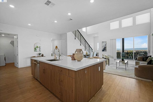 2250 Kilowatt Way 402, Fremont, CA 94539