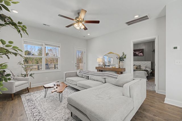 2138 Ireland Way, Clarksville, TN 37042