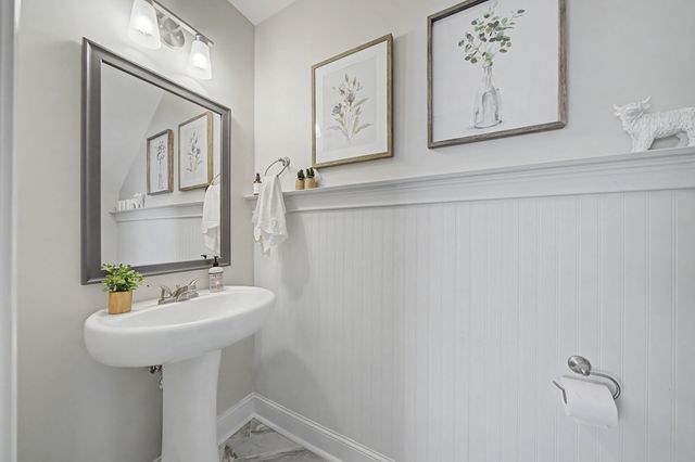 2138 Ireland Way, Clarksville, TN 37042