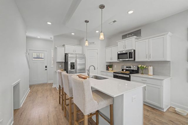 2138 Ireland Way, Clarksville, TN 37042