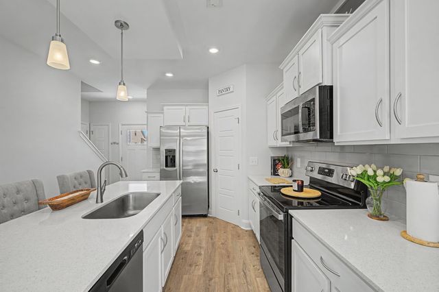 2138 Ireland Way, Clarksville, TN 37042