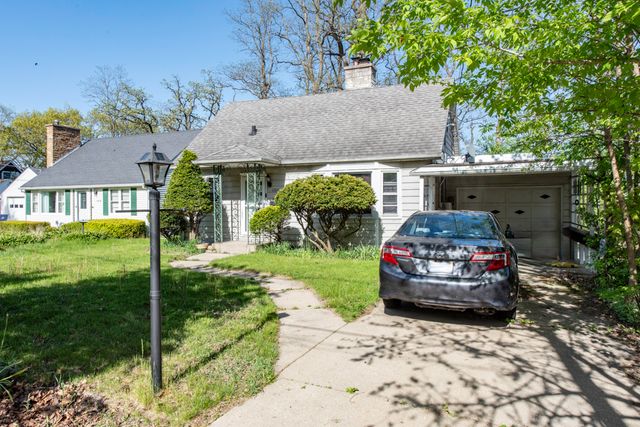 1311 Eastview Drive, Waukegan, IL 60085