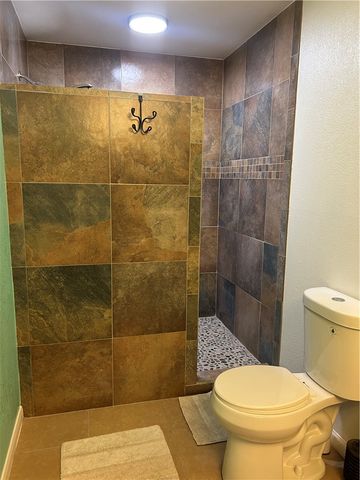 2153 6th St, Ingleside, TX 78362