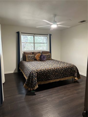 2153 6th St, Ingleside, TX 78362