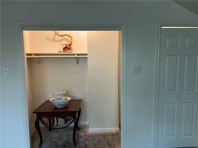 2153 6th St, Ingleside, TX 78362