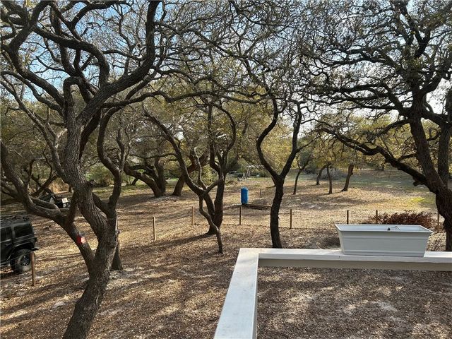 2153 6th St, Ingleside, TX 78362