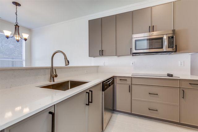 6023 Lloyd Court, Dallas, TX 75252