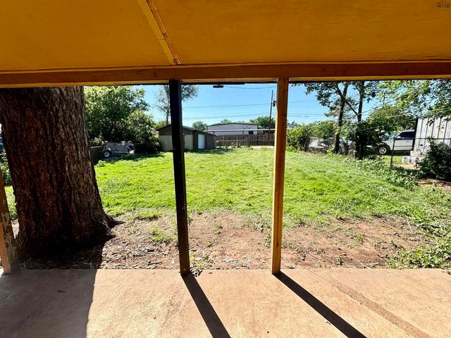 1402 FILLMORE STREET, Wichita Falls, TX 76309