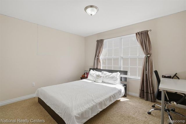 51161 Hallfield Street, Novi, MI 48374