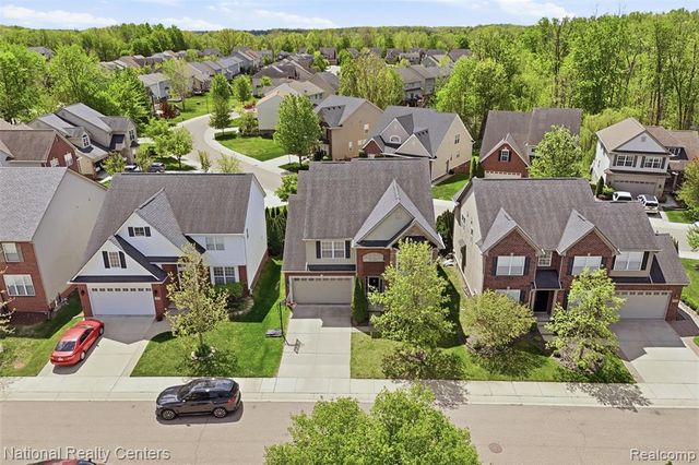 51161 Hallfield Street, Novi, MI 48374