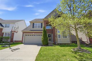 51161 Hallfield Street, Novi, MI 48374