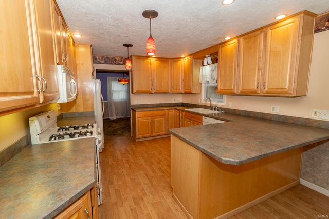 18481 Cleveland Road, South Bend, IN 46637