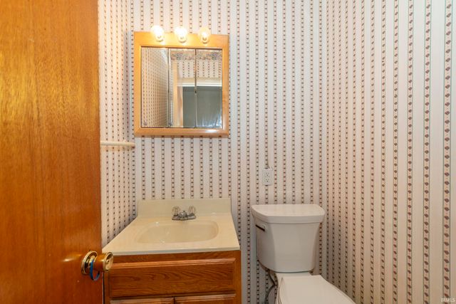 18481 Cleveland Road, South Bend, IN 46637