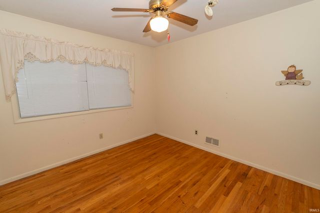 18481 Cleveland Road, South Bend, IN 46637
