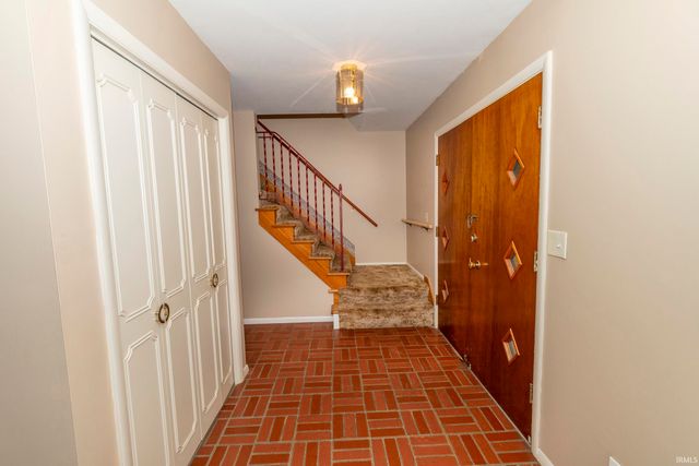 18481 Cleveland Road, South Bend, IN 46637