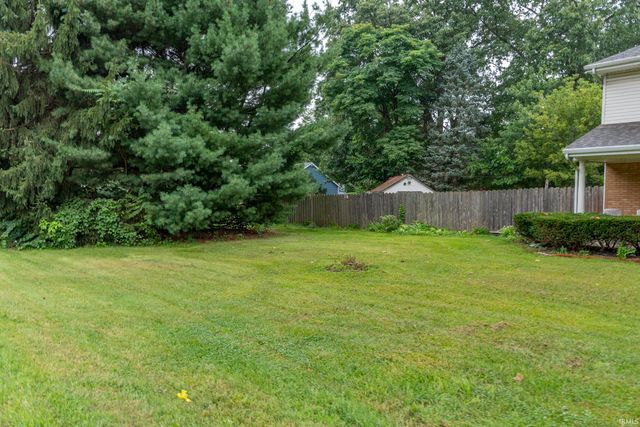 18481 Cleveland Road, South Bend, IN 46637