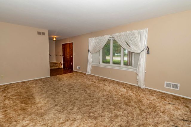 18481 Cleveland Road, South Bend, IN 46637