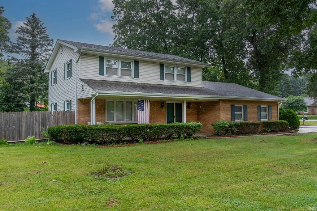 18481 Cleveland Road, South Bend, IN 46637