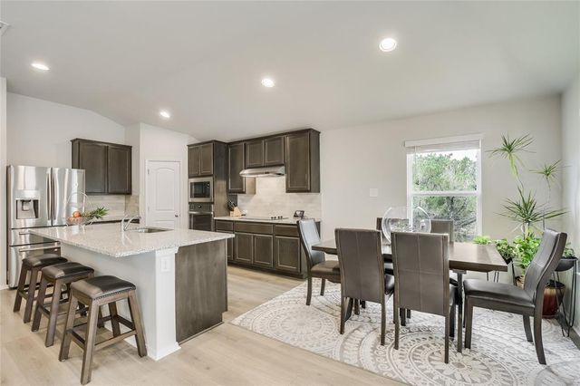 3703 Stillwood LN, Lago Vista, TX 78645