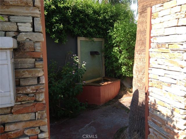 920 E Chuckwalla Road, Palm Springs, CA 92262