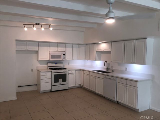 920 E Chuckwalla Road, Palm Springs, CA 92262