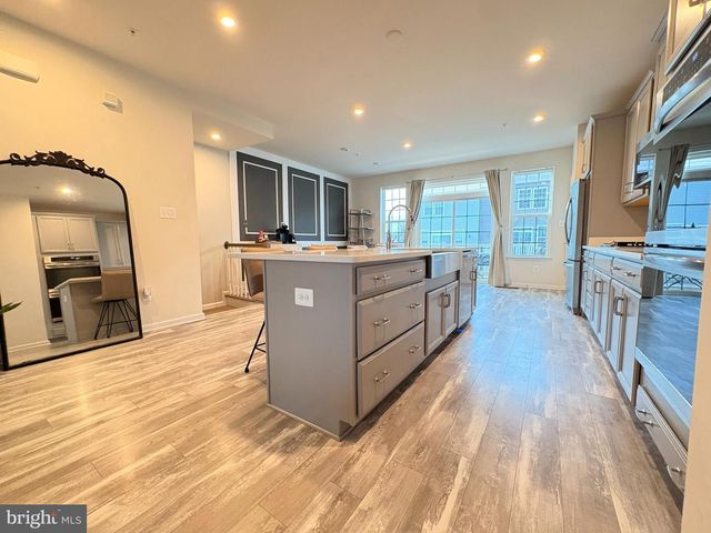 2734 PINEBROOK RD, Landover, MD 20785