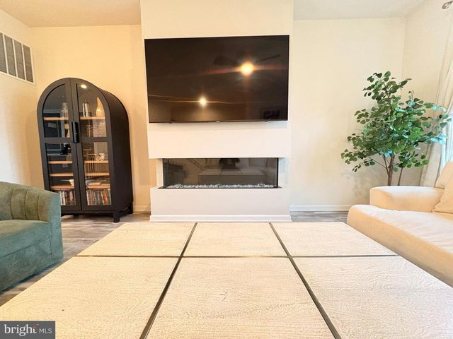 2734 PINEBROOK RD, Landover, MD 20785