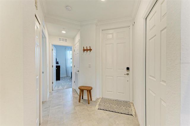 18114 GAWTHROP DRIVE 108, Bradenton, FL 34211