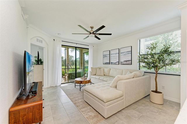 18114 GAWTHROP DRIVE 108, Bradenton, FL 34211