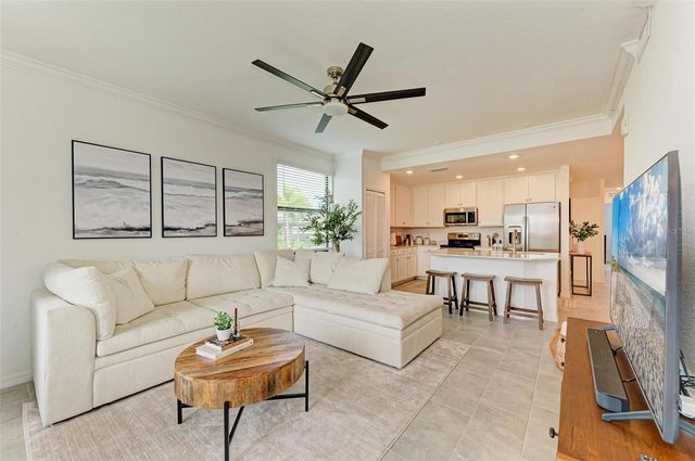 18114 GAWTHROP DRIVE 108, Bradenton, FL 34211