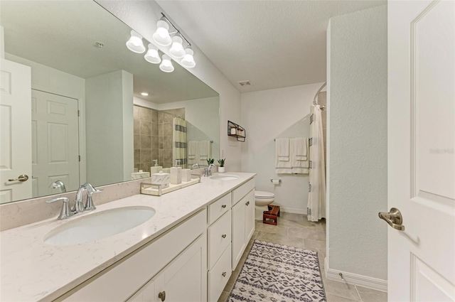 18114 GAWTHROP DRIVE 108, Bradenton, FL 34211