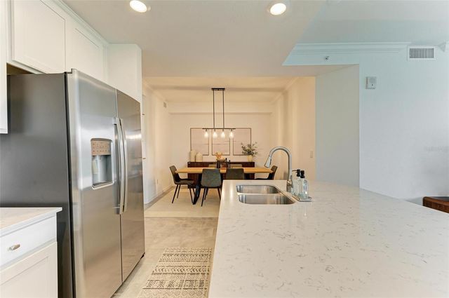 18114 GAWTHROP DRIVE 108, Bradenton, FL 34211