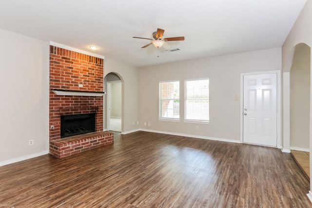 2230 Colgate Court, Lancaster, TX 75134