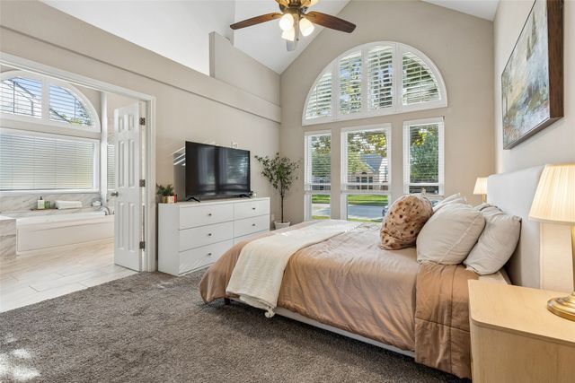 5709 Highgate Lane, Rowlett, TX 75088
