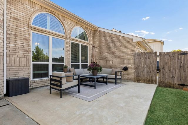 5709 Highgate Lane, Rowlett, TX 75088