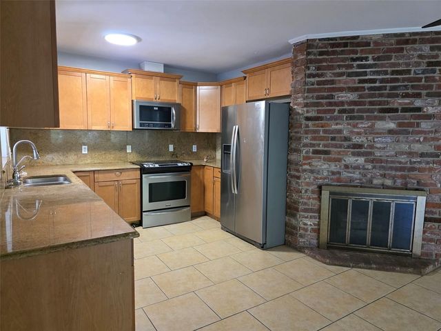 1695 E HORATIO AVENUE, Maitland, FL 32751