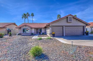 5651 E Fairfield Street E, Mesa, AZ 85205